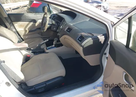 2013 Honda Civic Lx z USA, uszkodzony, nr VIN 2HGFB2F55DH523391